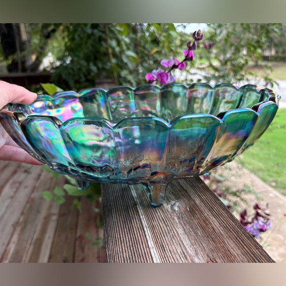 CARNIVAL GLASS Indiana Iridescent Blue Bowl - Picture 2 of 10